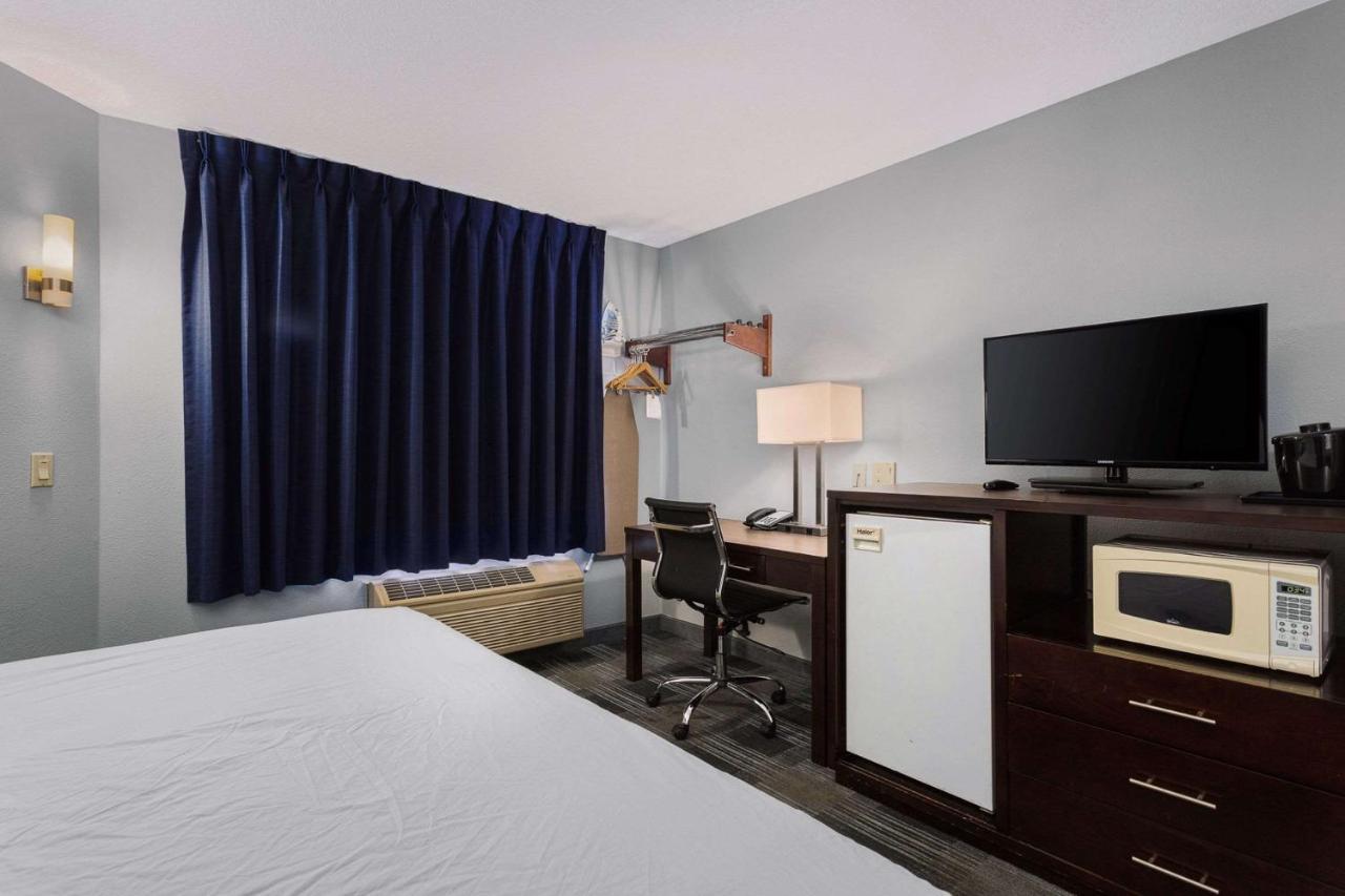 Days Inn By Wyndham Portland East Zewnętrze zdjęcie