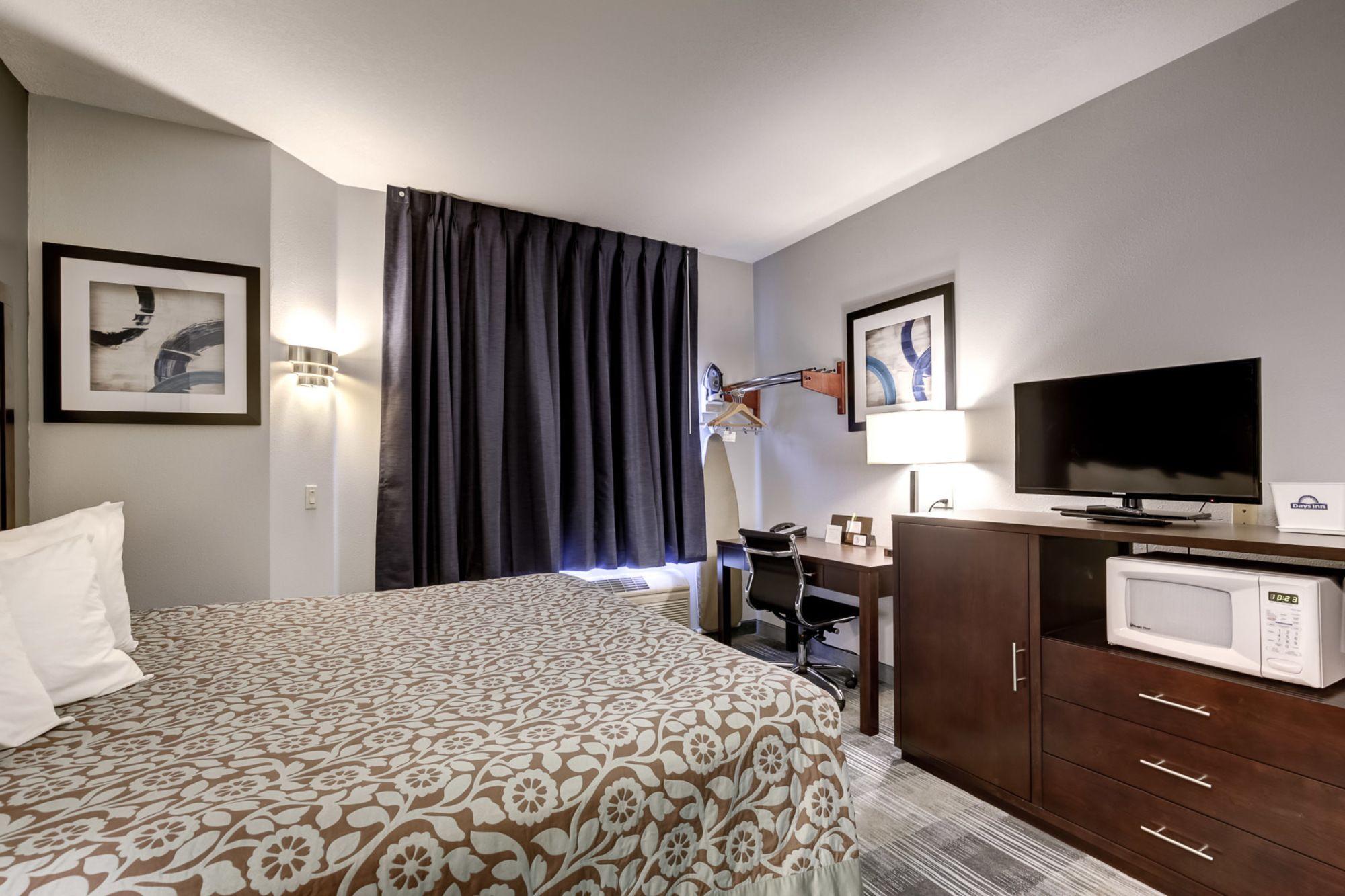 Days Inn By Wyndham Portland East Zewnętrze zdjęcie